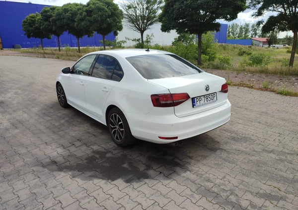 Volkswagen Jetta cena 30000 przebieg: 338400, rok produkcji 2015 z Piła małe 106